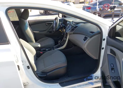 2016 Hyundai Elantra Se из США, поврежденный, VIN 5NPDH4AE8GH704939